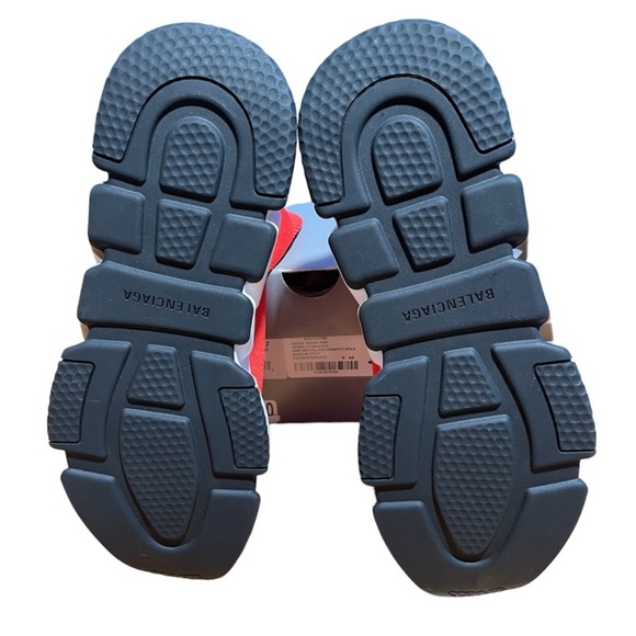 SOLD Balenciaga - Picture 4 of 6